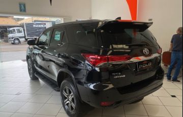 Toyota Hilux Sw4 2.7 Sr 7 Lugares 4x2 16v - Foto #4