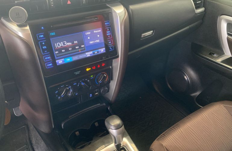 Toyota Hilux Sw4 2.7 Sr 7 Lugares 4x2 16v - Foto #6