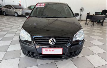 Volkswagen Polo Sedan 2.0 8V - Foto #2