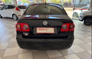 Volkswagen Polo Sedan 2.0 8V - Foto #6