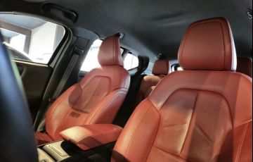 Volvo XC40 2.0 T5 Momentum AWD - Foto #4