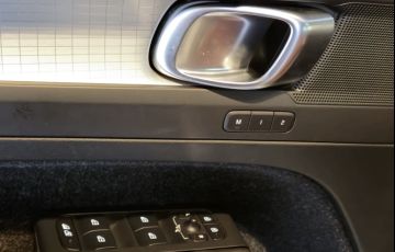 Volvo XC40 2.0 T5 Momentum AWD - Foto #10