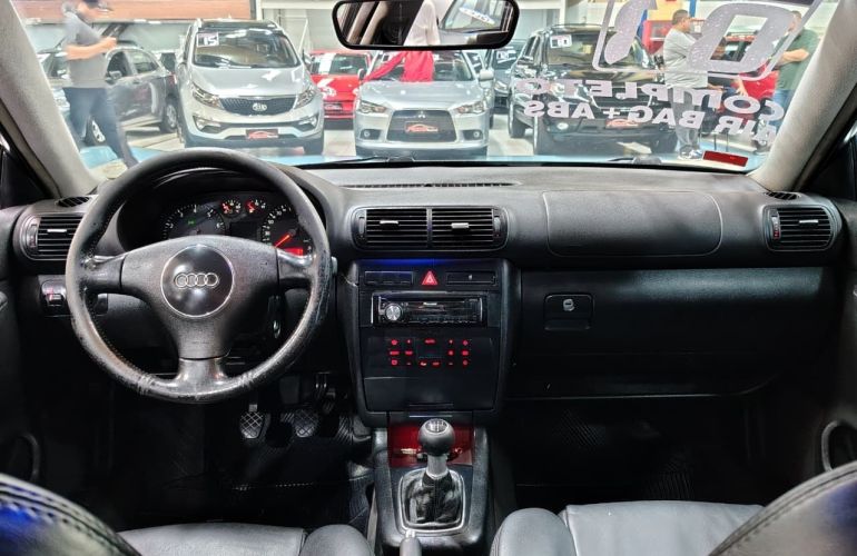 Audi A3 1.6 8V - Foto #9