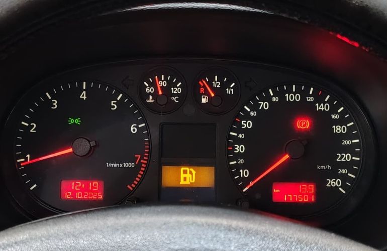 Audi A3 1.6 8V - Foto #10