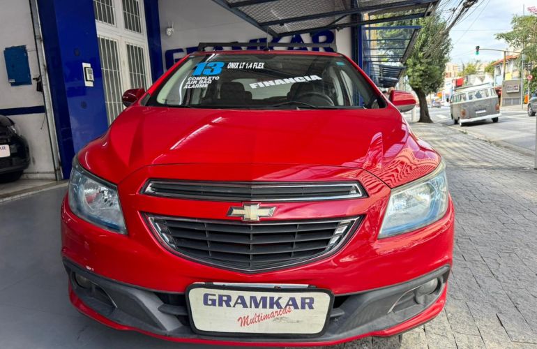 Chevrolet Onix 1.4 LT SPE/4 - Foto #1