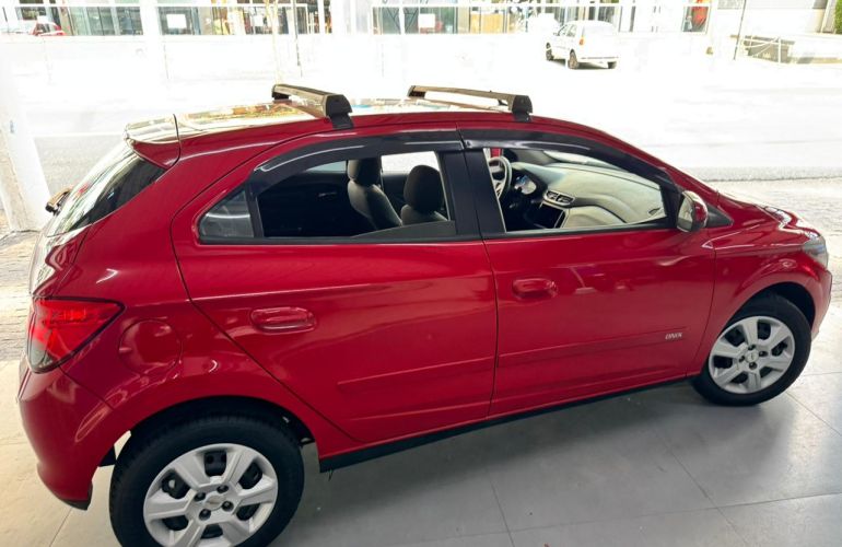 Chevrolet Onix 1.4 LT SPE/4 - Foto #3