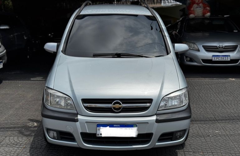 Chevrolet Zafira 2.0 MPFi Elegance 8v - Foto #2