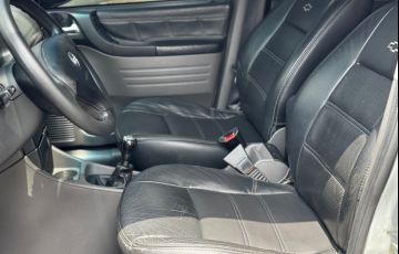 Chevrolet Zafira 2.0 MPFi Elegance 8v - Foto #10