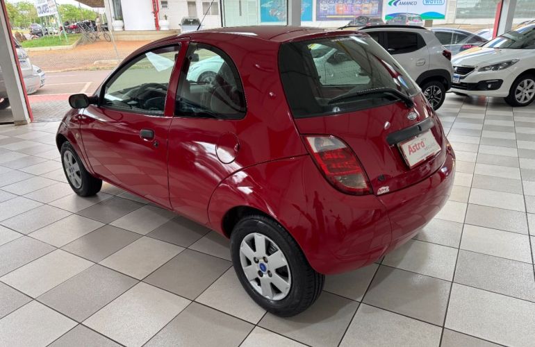 Ford Ka GL 1.0 MPi - Foto #5