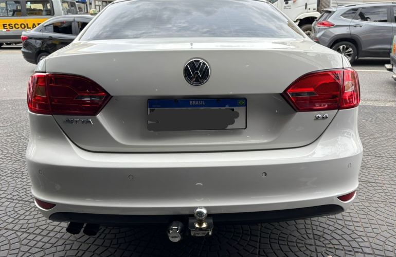 Volkswagen Jetta 2.0 Comfortline 120cv - Foto #6
