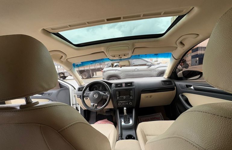 Volkswagen Jetta 2.0 Comfortline 120cv - Foto #9