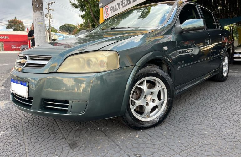 Chevrolet Astra 2.0 MPFi Advantage Sedan 8v - Foto #2