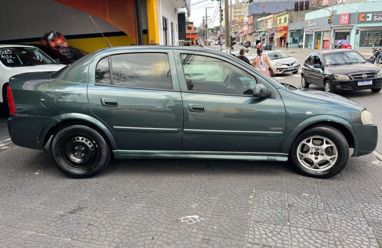 Chevrolet Astra 2.0 MPFi Advantage Sedan 8v - Foto #4