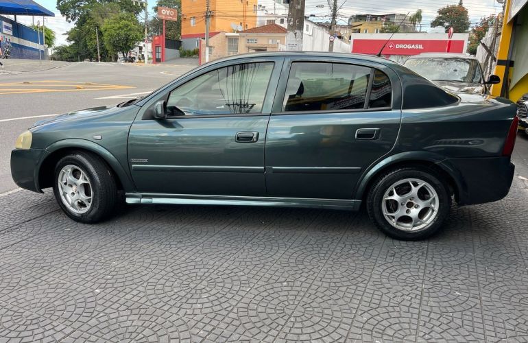 Chevrolet Astra 2.0 MPFi Advantage Sedan 8v - Foto #5