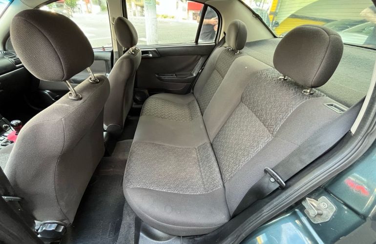 Chevrolet Astra 2.0 MPFi Advantage Sedan 8v - Foto #8