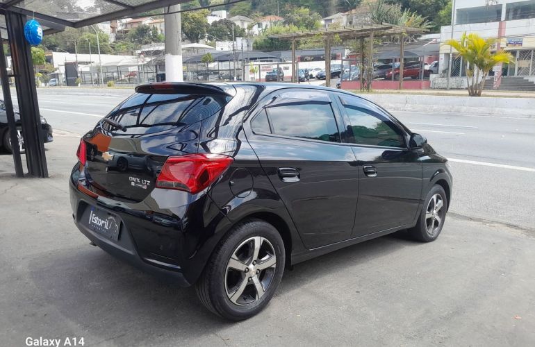 Chevrolet Onix 1.4 MPFi LTZ 8v - Foto #7