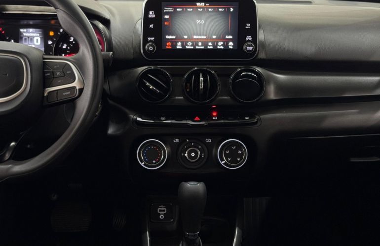 Fiat Cronos 1.3 Firefly Drive Gsr - Foto #9