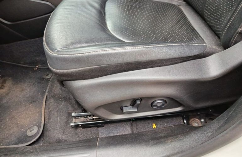 Fiat Toro 1.3 T270 Volcano (Aut) - Foto #7