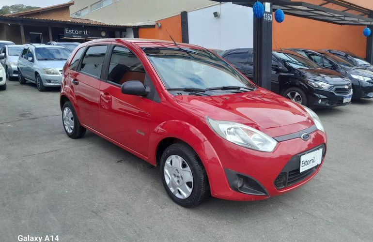 Ford Fiesta 1.6 MPi Hatch 8v - Foto #5