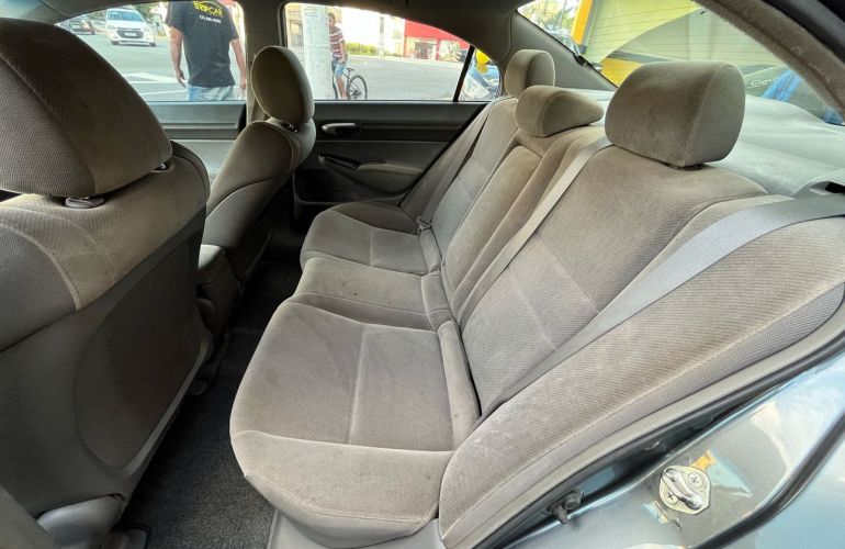 Honda Civic 1.8 Lxl 16v - Foto #8