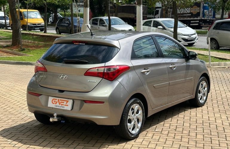Hyundai Hb20 1.6 Comfort Plus 16v - Foto #3