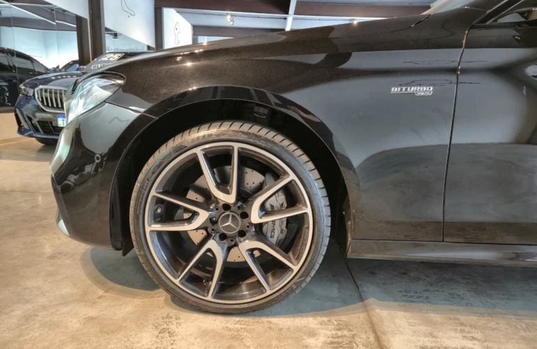 Mercedes-Benz E 43 Amg 3.0 V6 - Foto #4