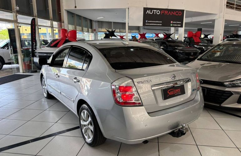 Nissan Sentra 2.0 SV 16v - Foto #4