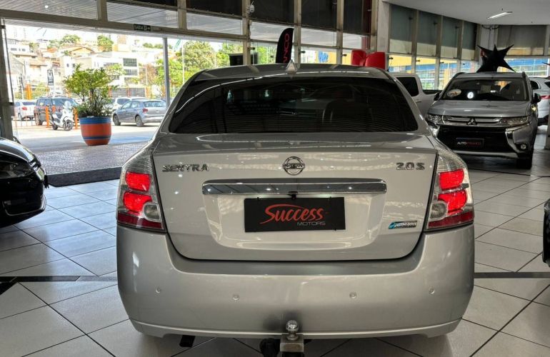 Nissan Sentra 2.0 SV 16v - Foto #6