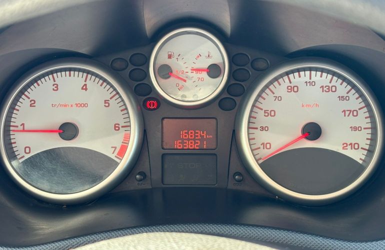 Peugeot 207 1.4 Xr Passion Sport 8v - Foto #9