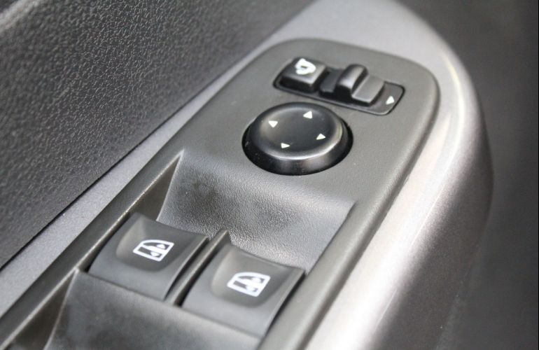 Renault Captur 1.6 16V Sce Intense - Foto #9