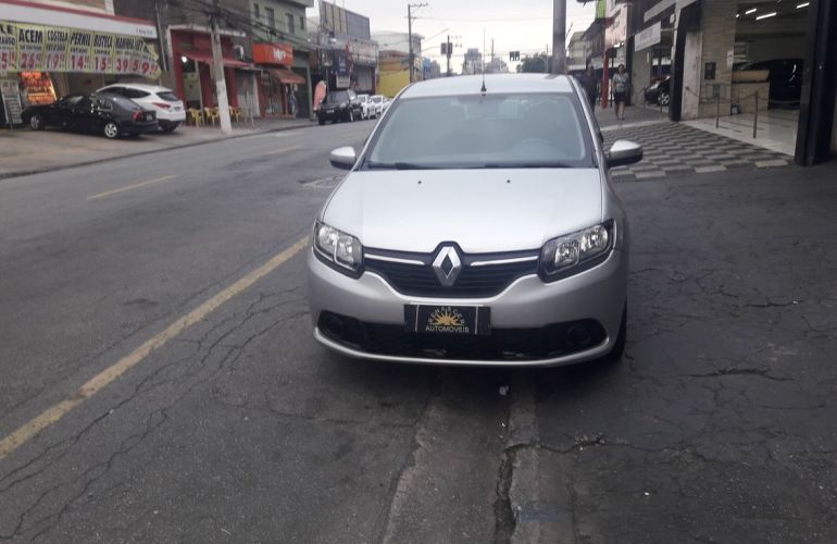 Renault Sandero 1.0 Expression 16v - Foto #4