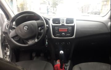 Renault Sandero 1.0 Expression 16v - Foto #8