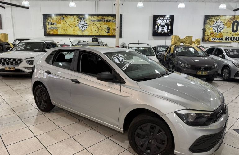 Volkswagen Polo 1.0 MPi Track - Foto #2