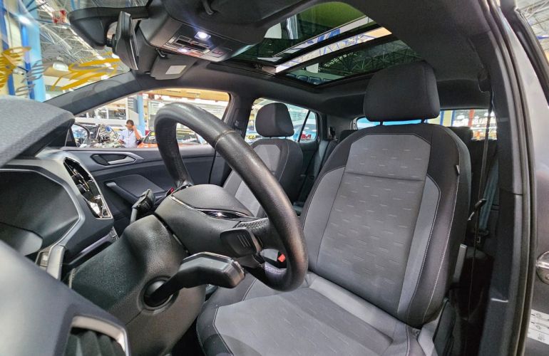 Volkswagen T-cross 1.0 200 TSi Total Comfortline - Foto #2