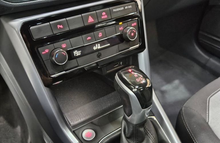 Volkswagen T-cross 1.0 200 TSi Total Comfortline - Foto #10