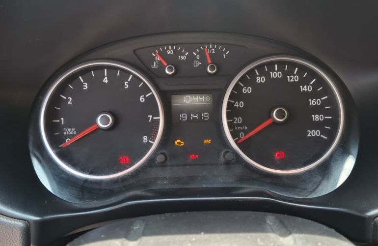 Volkswagen Voyage 1.0 Total Flex - Foto #2