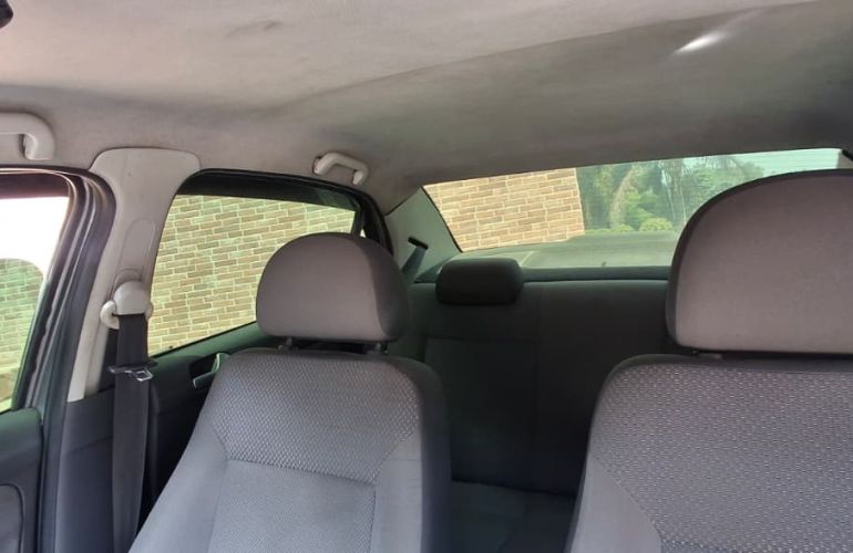 Volkswagen Voyage 1.0 Total Flex - Foto #3