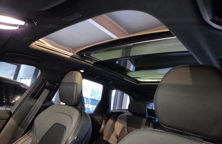 Volvo Xc60 2.0 T8 Recharge Ultimate Dark Awd - Foto #4