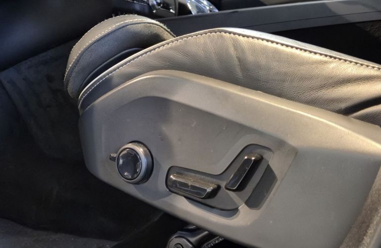 Volvo Xc60 2.0 T8 Recharge Ultimate Dark Awd - Foto #5