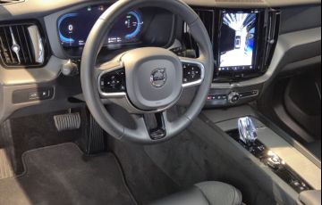Volvo Xc60 2.0 T8 Recharge Ultimate Dark Awd - Foto #6
