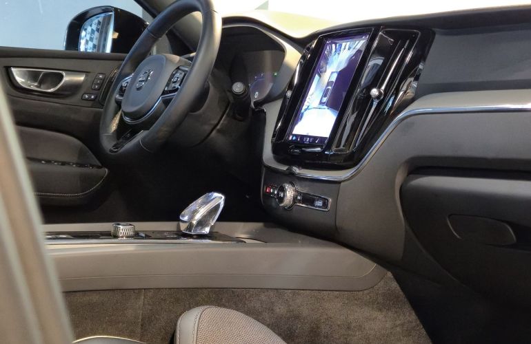 Volvo Xc60 2.0 T8 Recharge Ultimate Dark Awd - Foto #7