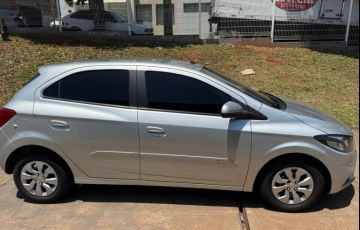 Chevrolet Onix 1.0 MPFi Joy 8v - Foto #4