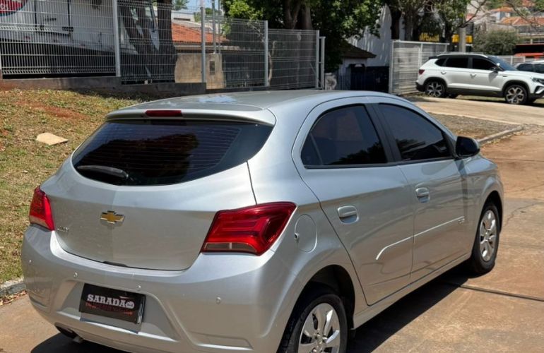 Chevrolet Onix 1.0 MPFi Joy 8v - Foto #7