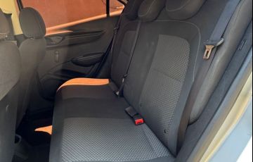 Chevrolet Onix 1.0 MPFi Joy 8v - Foto #9