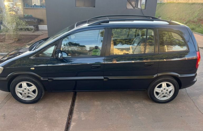 Chevrolet Zafira 2.0 MPFi CD 8v - Foto #5