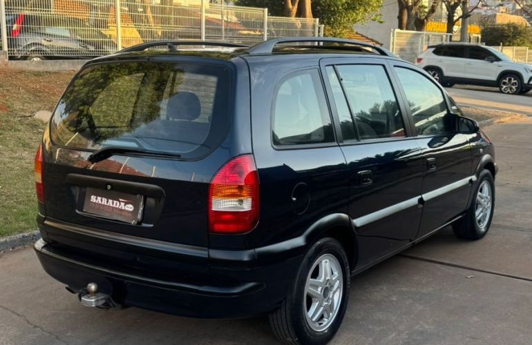 Chevrolet Zafira 2.0 MPFi CD 8v - Foto #7