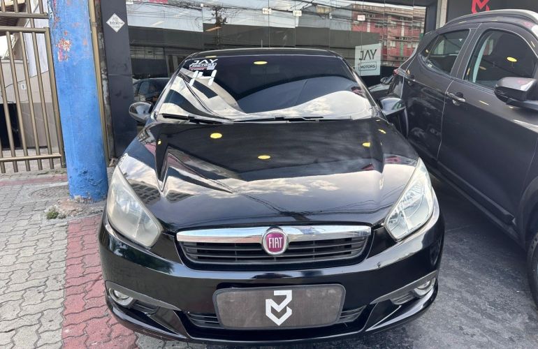 Fiat Grand Siena 1.4 MPi Attractive 8V Flex 4p Manual - Foto #2