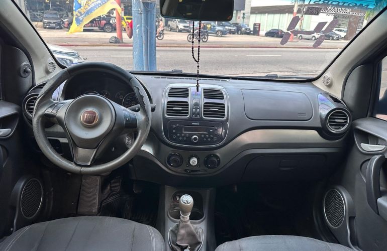 Fiat Grand Siena 1.4 MPi Attractive 8V Flex 4p Manual - Foto #7