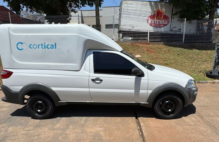 Fiat Strada 1.4 MPi Hard Working CS 8v - Foto #4