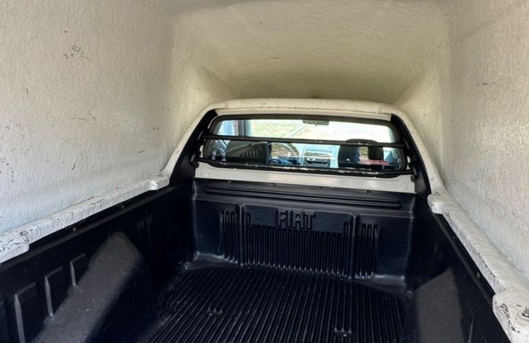 Fiat Strada 1.4 MPi Hard Working CS 8v - Foto #10